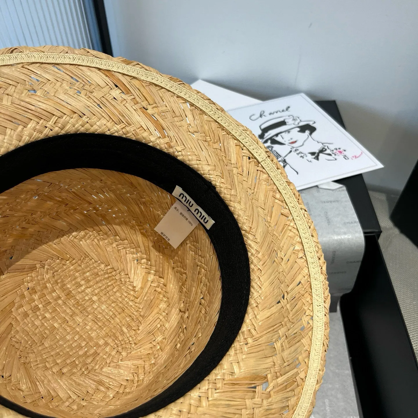 💰190¥ miumiu 25 summer style flat-top straw hat, raffia straw hat, head circumference 57cm