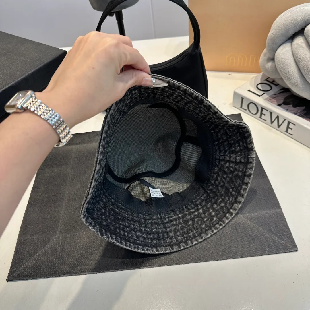 P60 miumiu high-end denim fisherman hat, original quality, head circumference 57cm