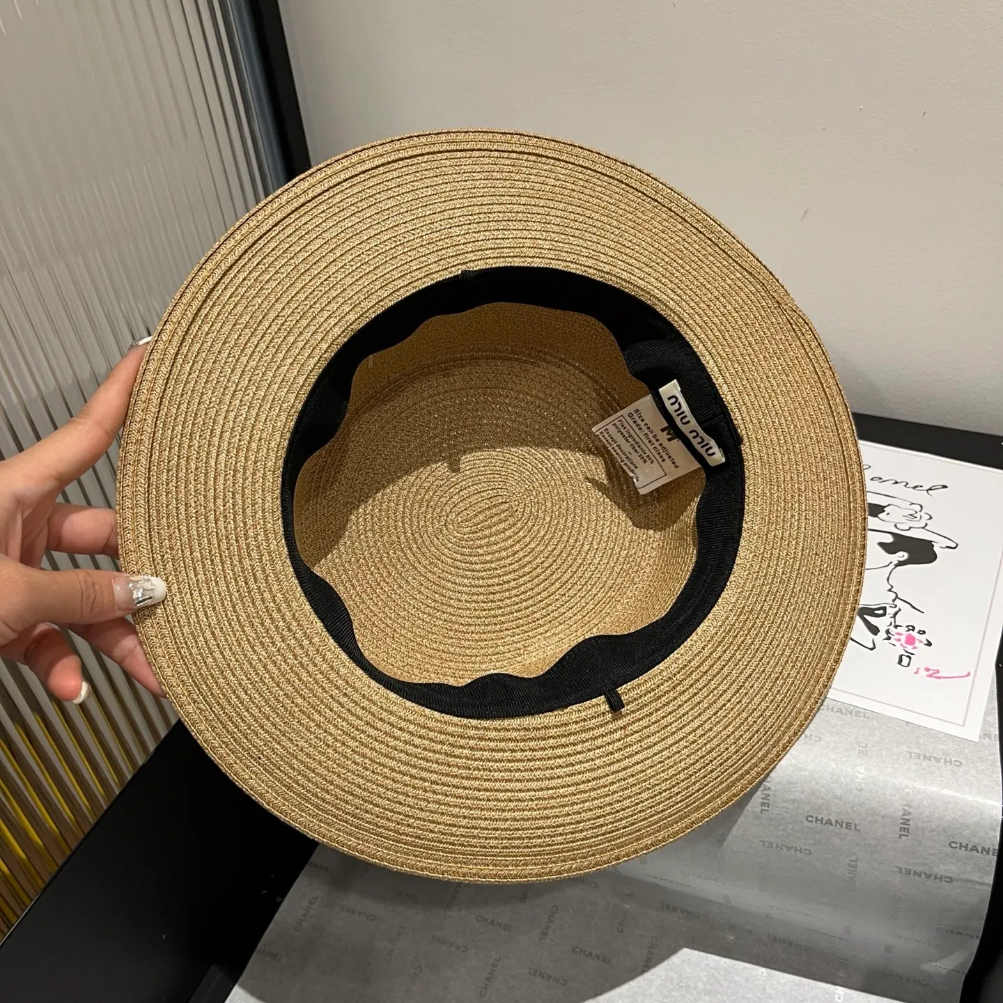 💰170¥ miumiu new flat top hat, high-grade PP straw fabric, head circumference 57cm