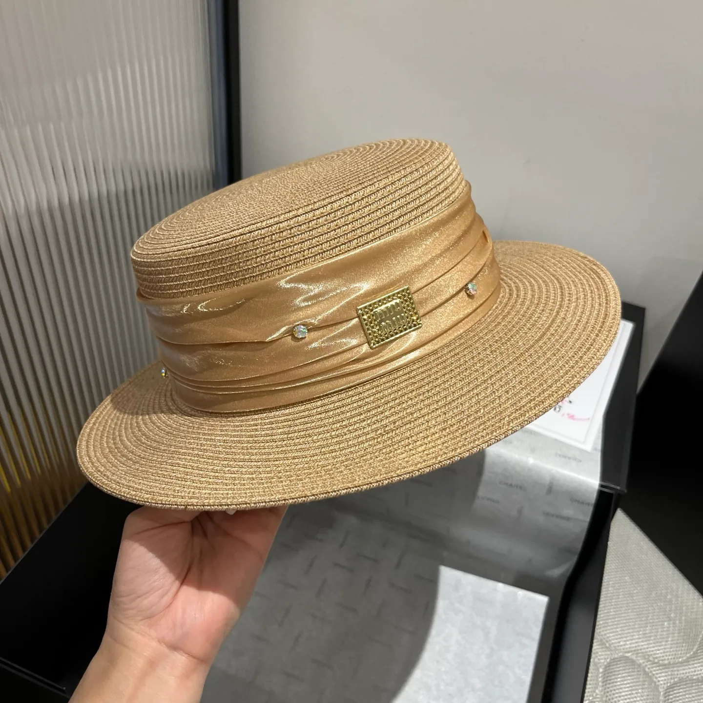 💰170¥ miumiu new flat top hat, high-grade PP straw fabric, head circumference 57cm