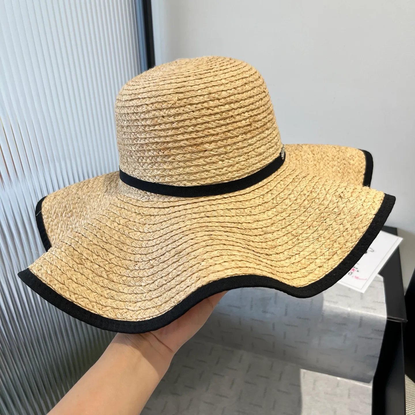 💰150¥ miumiu raffia hat, wavy edge sun hat, head circumference 57cm