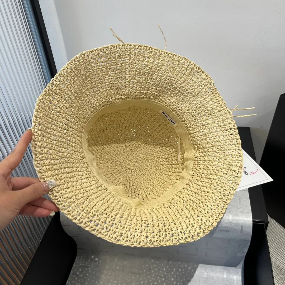 💰120¥ miumiu straw hat, beach sun hat, head circumference 57cm