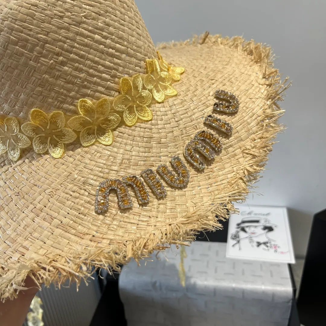 💰140¥ Miumiu new raffia sun hat, head circumference 57cm