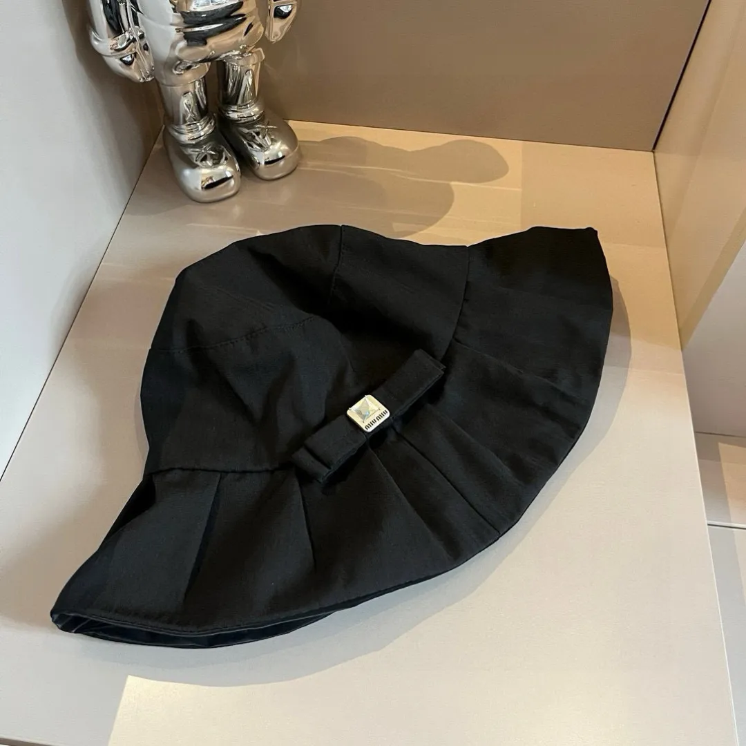 💰80¥ Miumiu 2024 spring and summer new cloth hat, pleated fisherman hat, head circumference 57cm