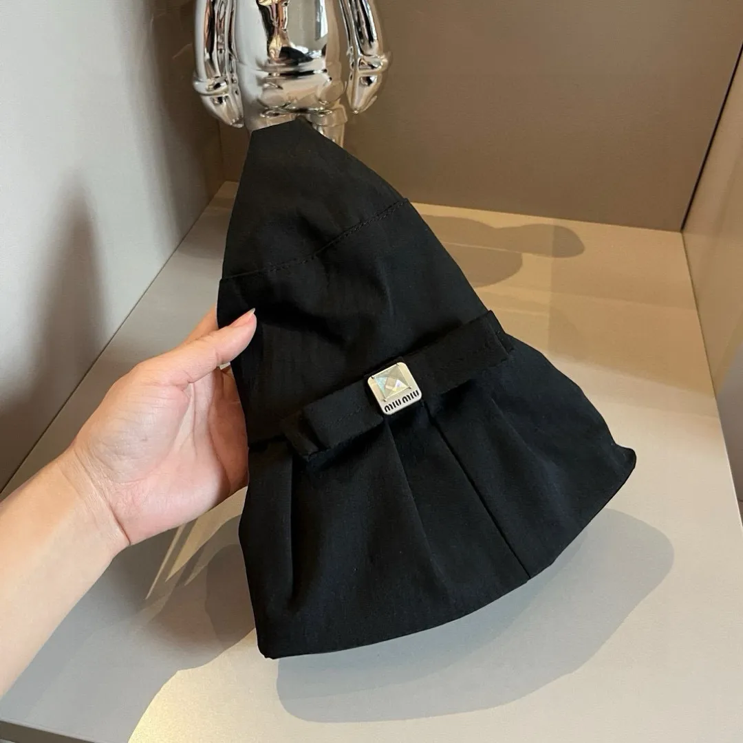 💰80¥ Miumiu 2024 spring and summer new cloth hat, pleated fisherman hat, head circumference 57cm