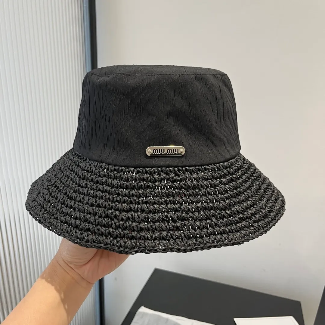 💰120¥ miumiu new fisherman hat, woven and spliced ​​gold fabric, head circumference 57cm