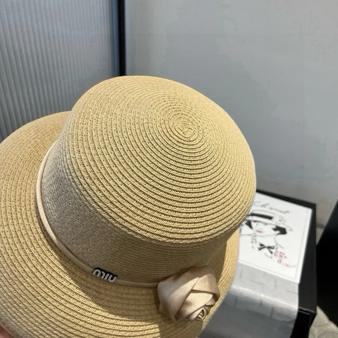 💰140¥ miumiu 25 summer straw hat, raffia straw hat, head circumference 57cm