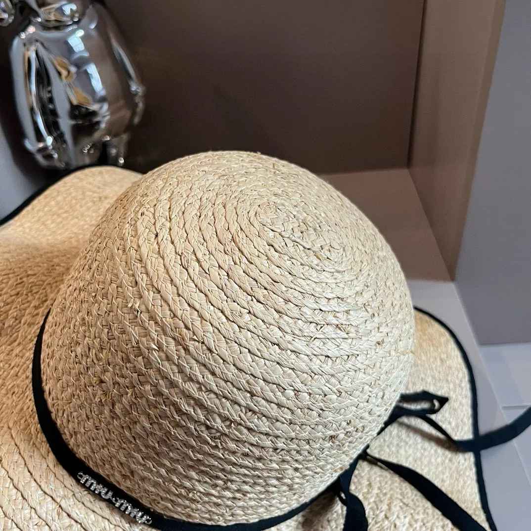 💰140¥ miumiu raffia sun hat, wavy edge straw hat, head circumference 57cm