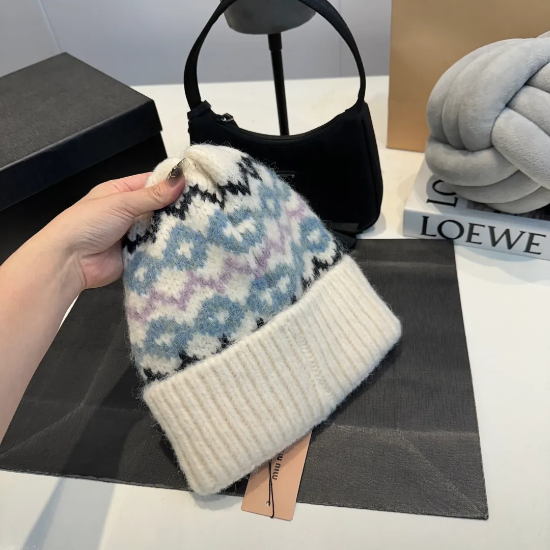 P56 miumiu new autumn and winter woolen hat