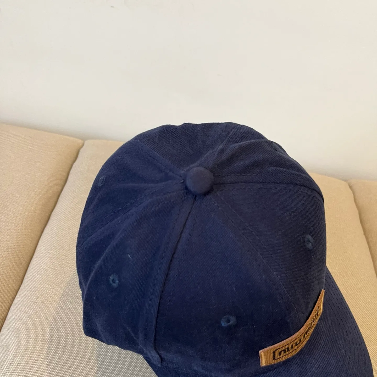 P66 miumiu original spring and summer new baseball cap, authentic mold-making and custom-made, the original workmanship is meticulous and the quality is superb!