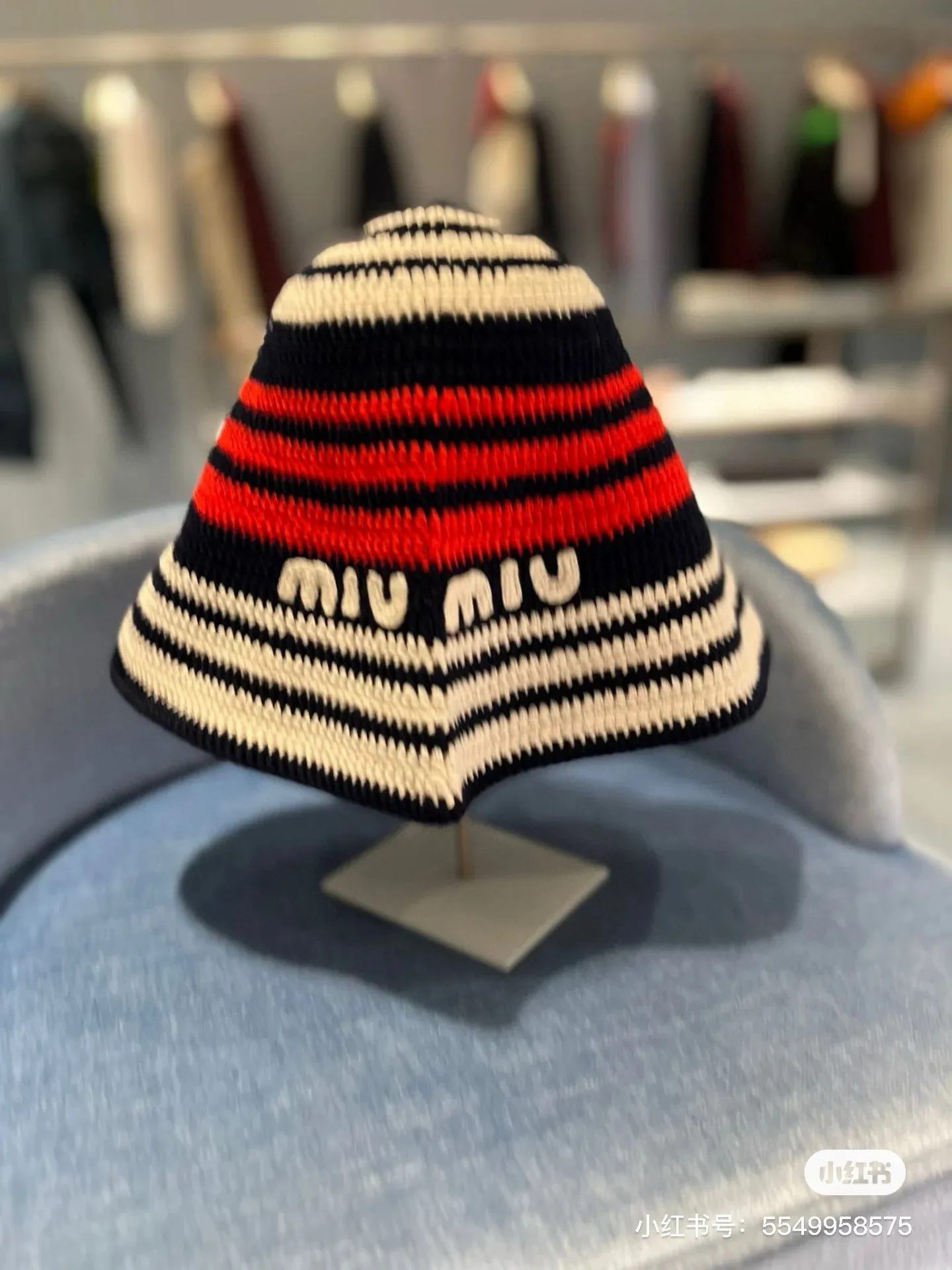 💰160¥ Miumiu new knitted fisherman hat at miumiu counter, official new model, detailed pictures to be released