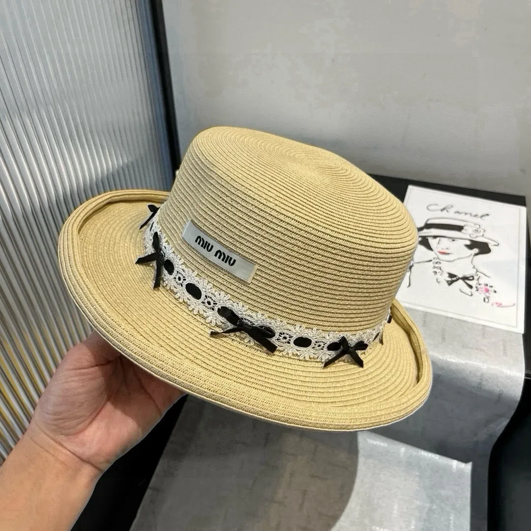 💰150¥ miumiu new flat-top straw hat, rolled-edge top hat, head circumference 57cm