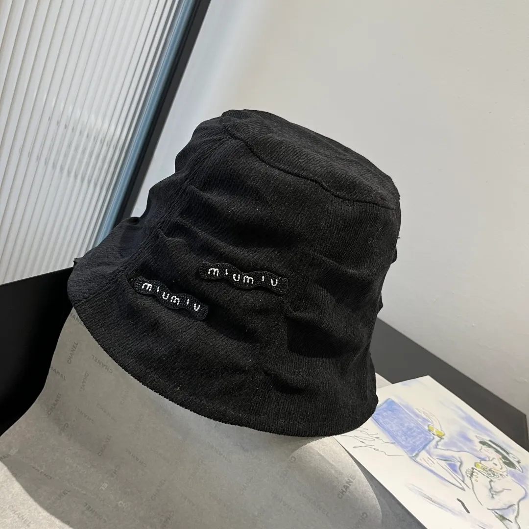 💰100¥ miumiu new bucket hat head circumference 57cm