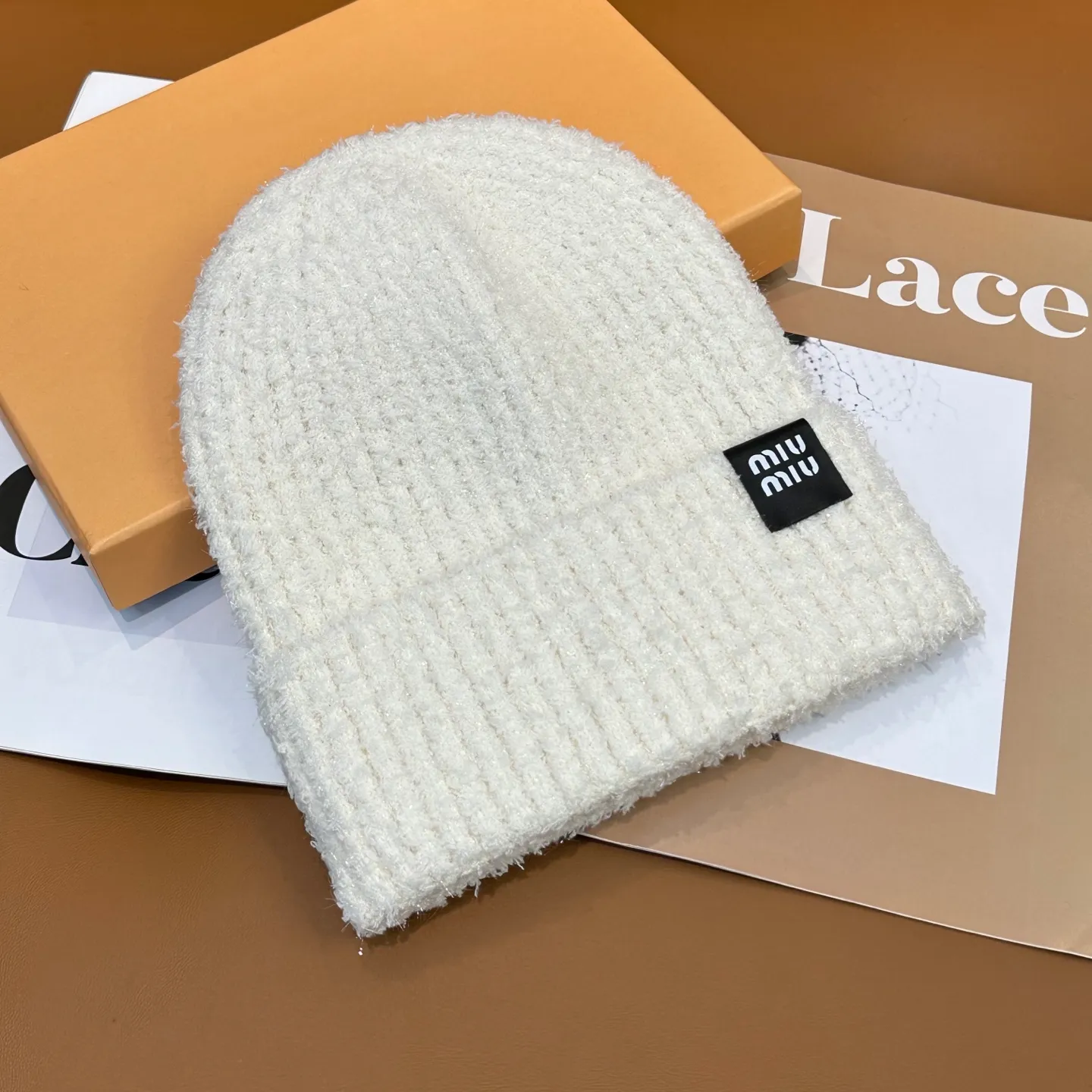 P66 miumiu’s popular knitted hat! So 🉑️, high-elastic fabric, classic colors, same style for men and women
