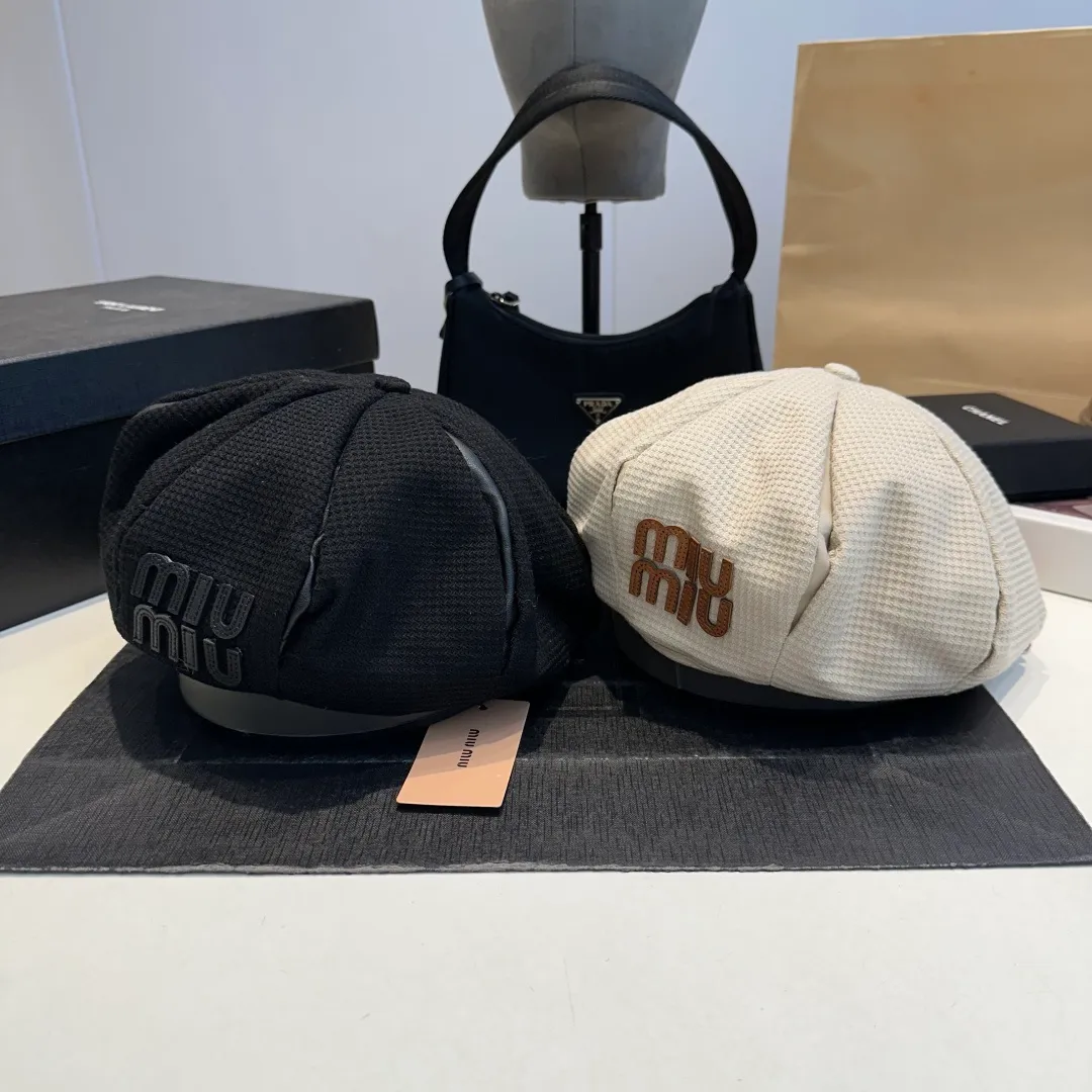 P60 miumiu autumn and winter new beret, official style, retro style beret, head circumference 57cm