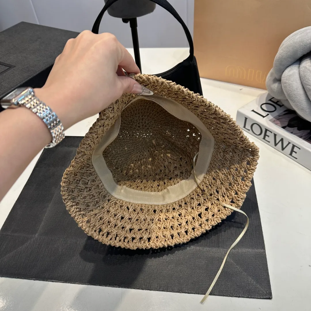 P60 miumiu embroidered handhook hat, ladylike round hat, high-end customization, head circumference 57cm