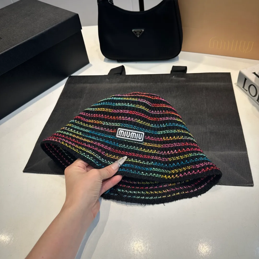 P60 miumiu new handhook fisherman hat