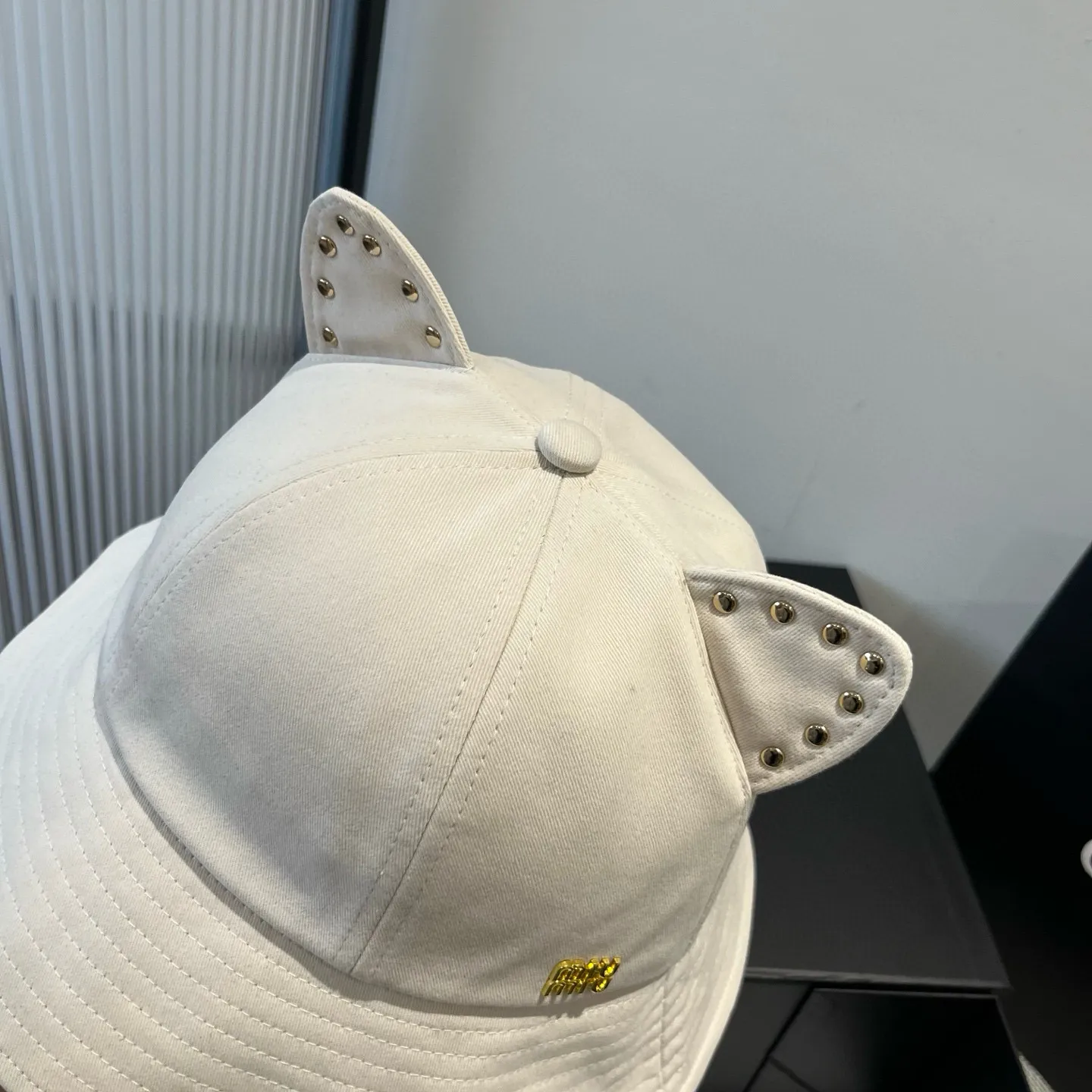 💰100¥ Miumiu miumiu spring and summer style cat ears and ding fisherman hat, pure cotton fabric, high-grade workmanship, head circumference 57cm