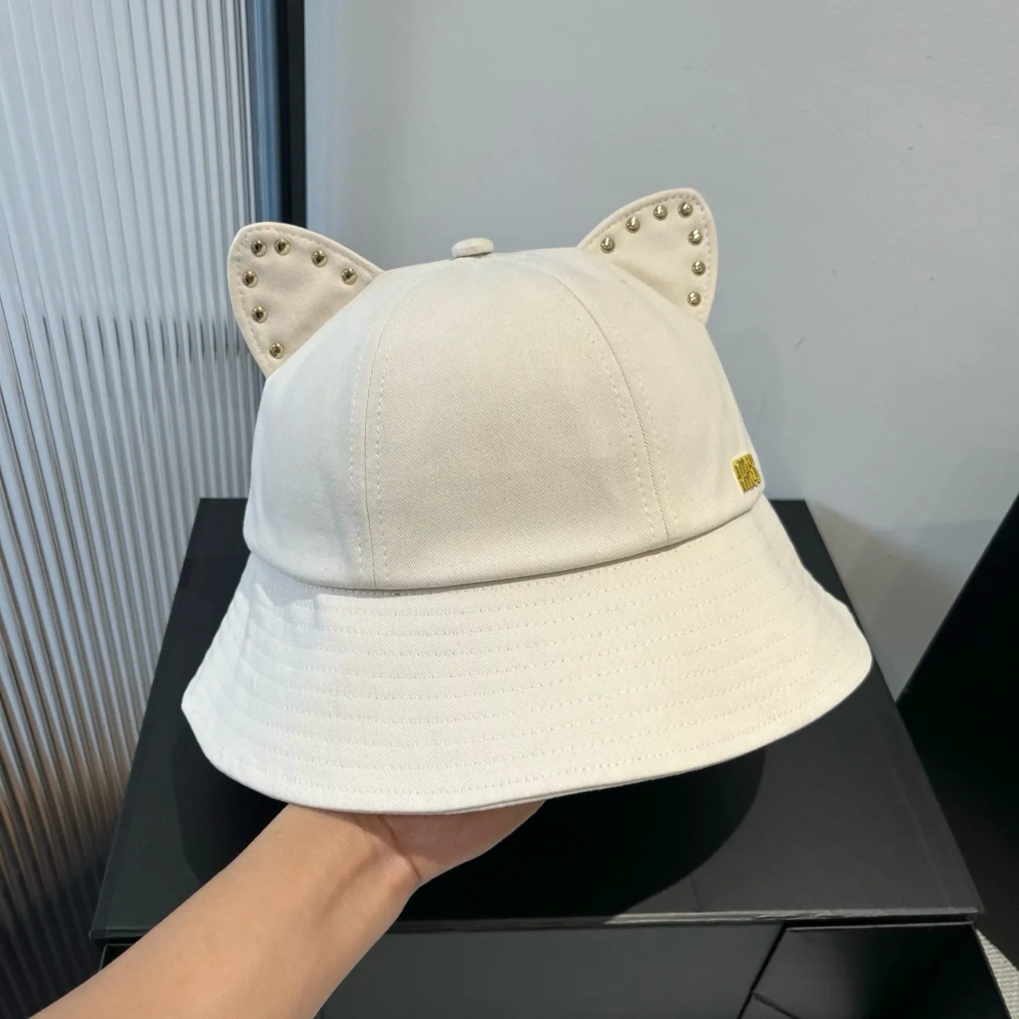 💰100¥ Miumiu miumiu spring and summer style cat ears and ding fisherman hat, pure cotton fabric, high-grade workmanship, head circumference 57cm