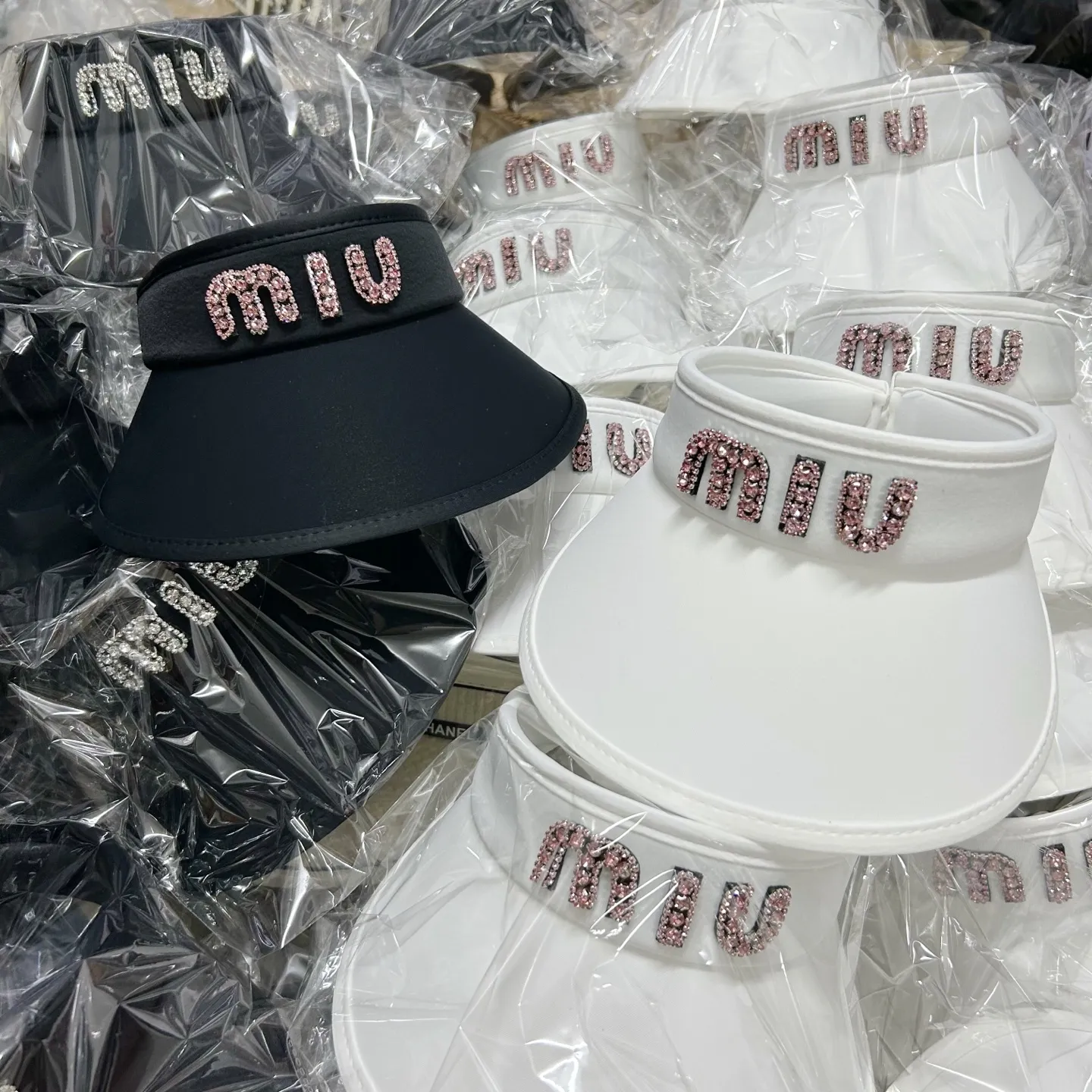 Private message for price inquiry! Miu Miu miumiu diamond sunscreen hat🔥🔥