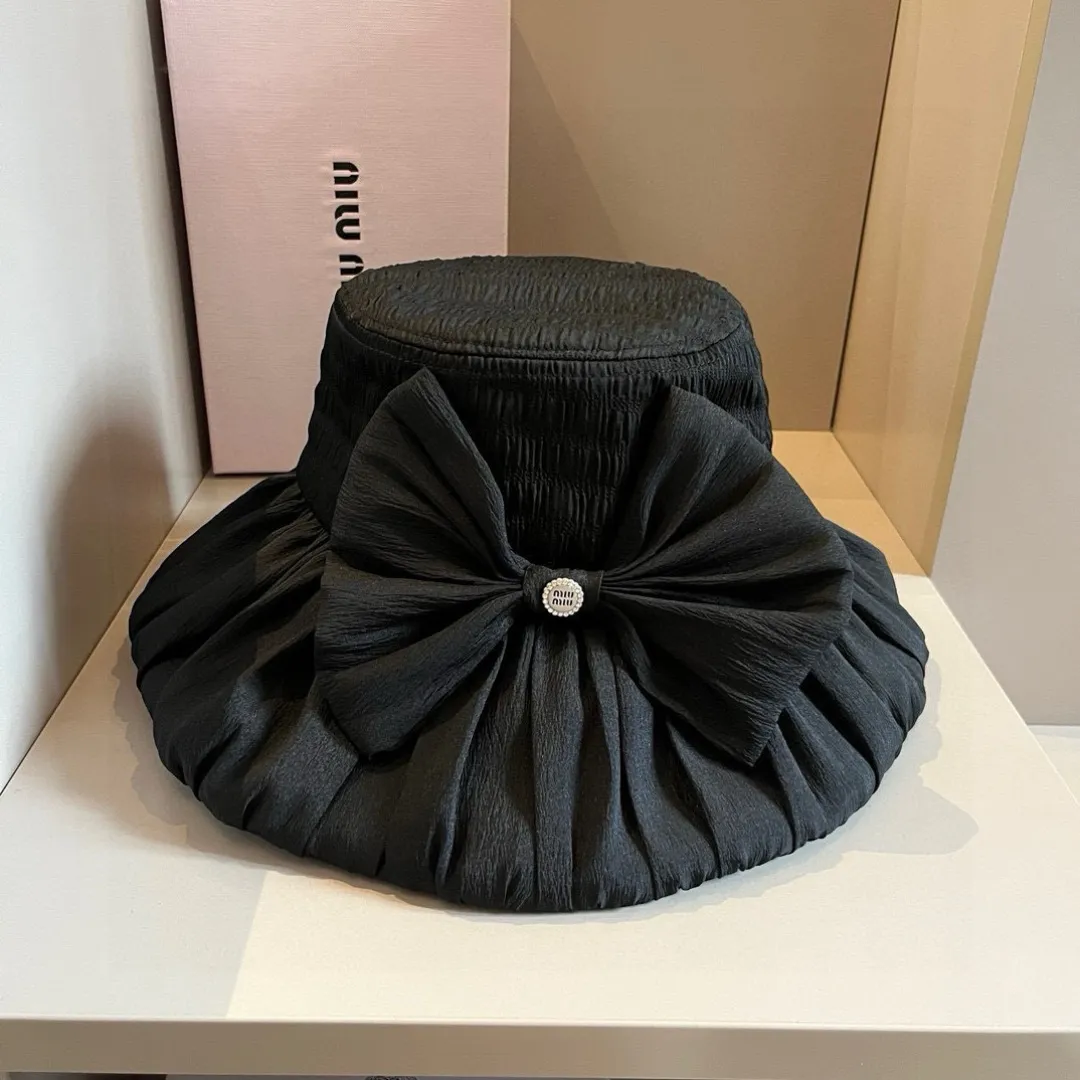💰120¥ miumiu 2024 new sun visor, ladylike style with small fresh bow🎀Sun visor, customized high-end organza, head circumference 57cm