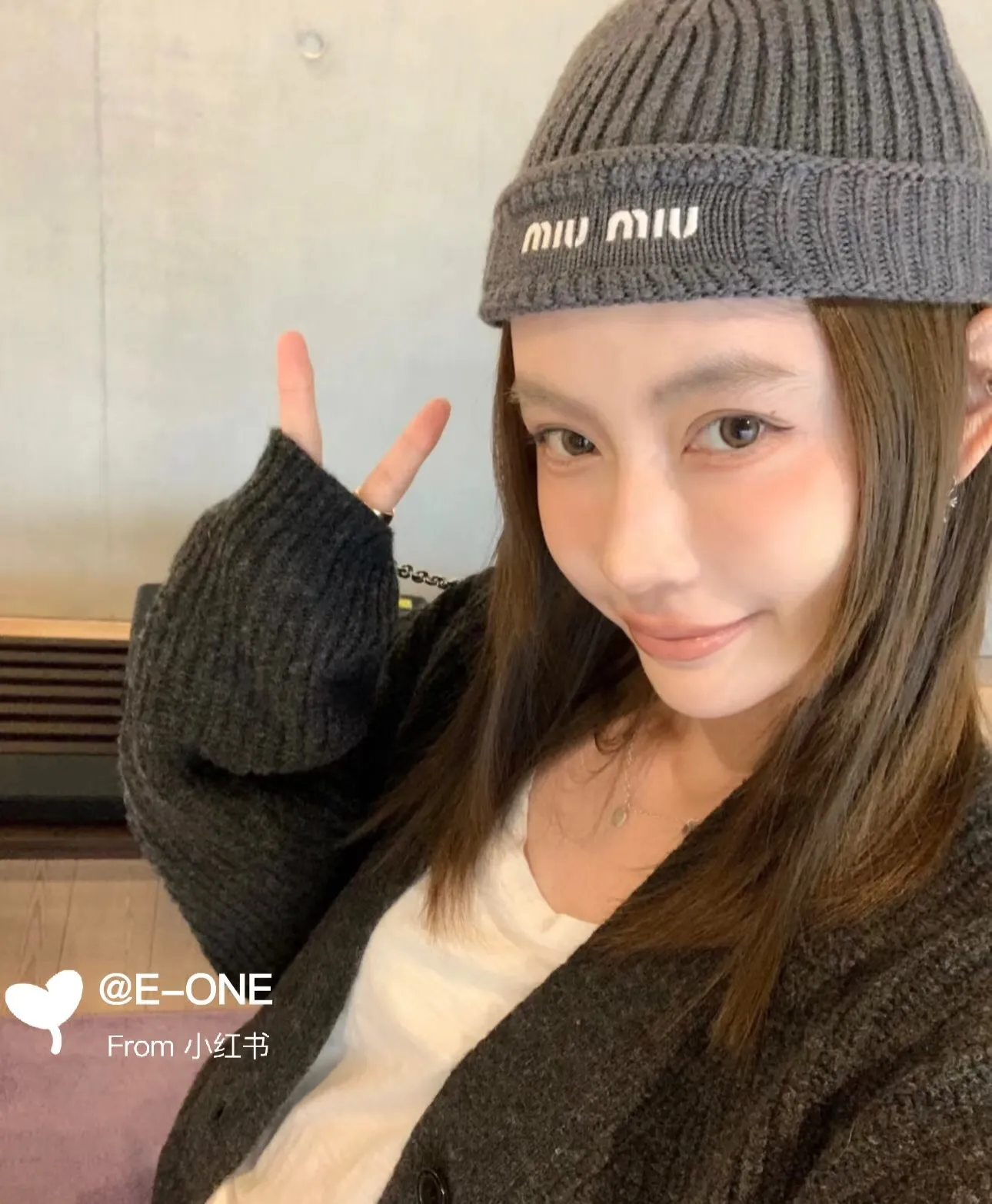 💰60¥ miumiu new knitted beanie