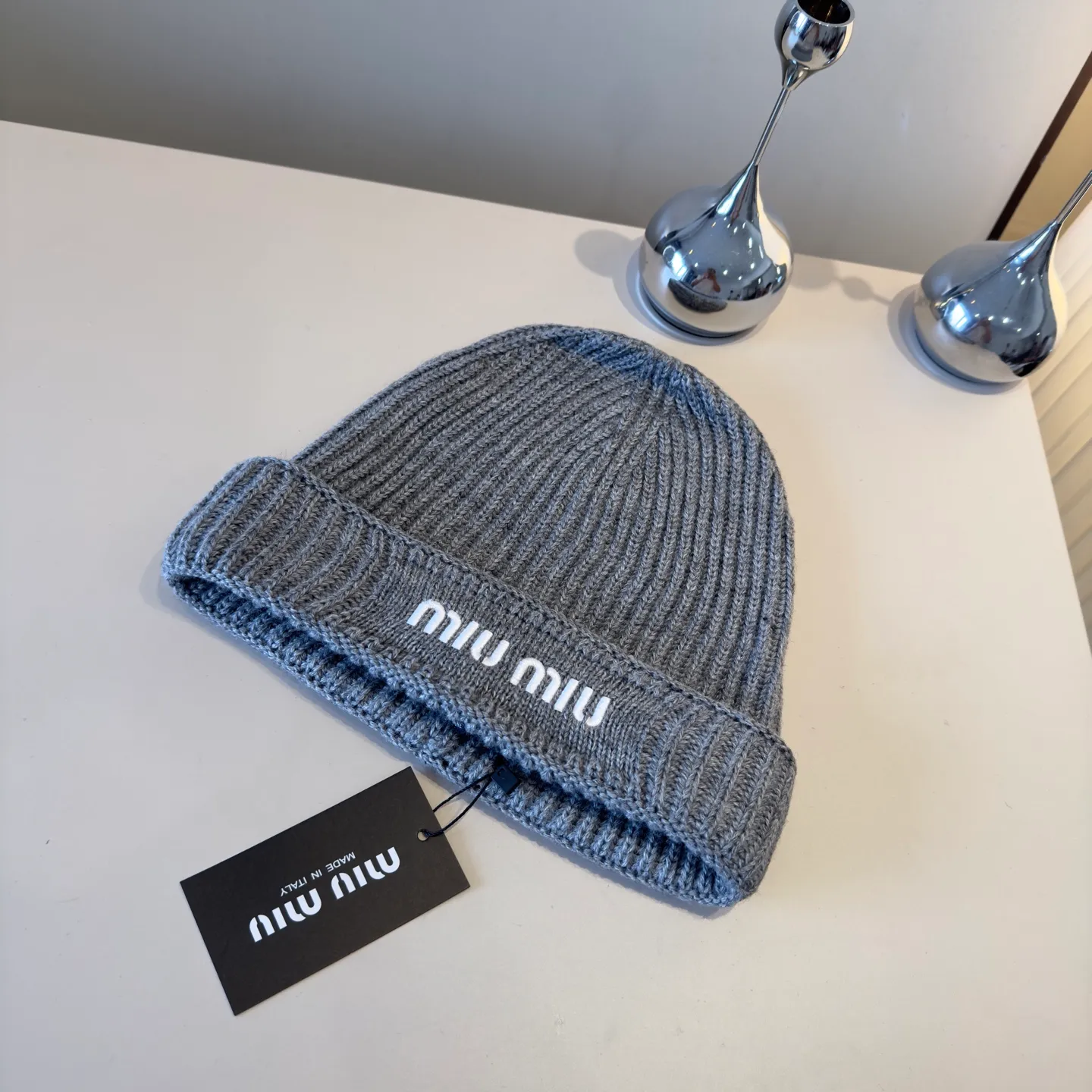 💰60¥ miumiu new knitted beanie