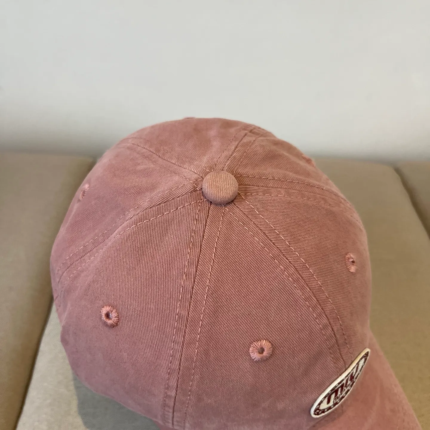 P60 miumiu original spring and summer new baseball cap, authentic mold-making and custom-made, the original workmanship is meticulous and the quality is superb!