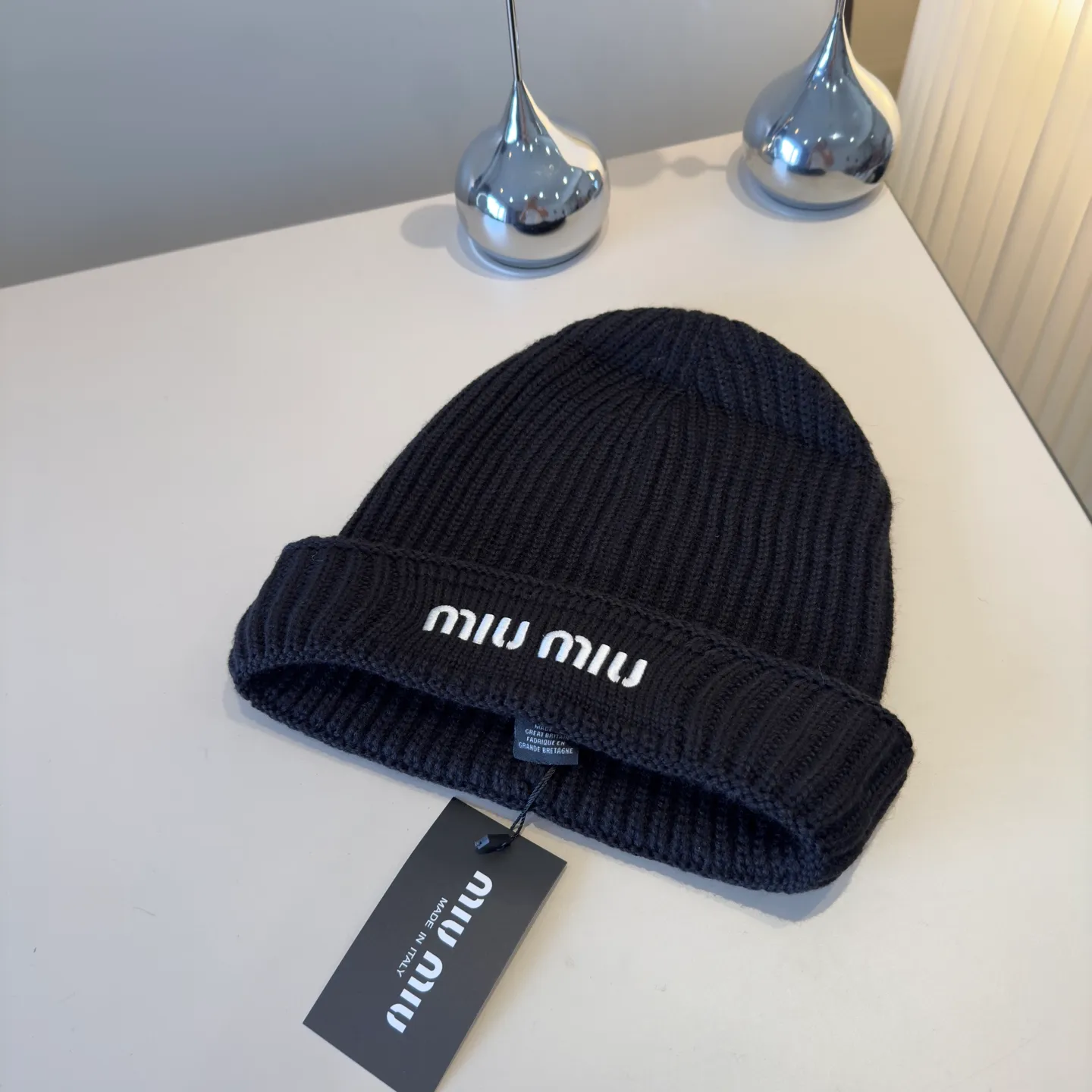 💰60¥ miumiu new knitted beanie