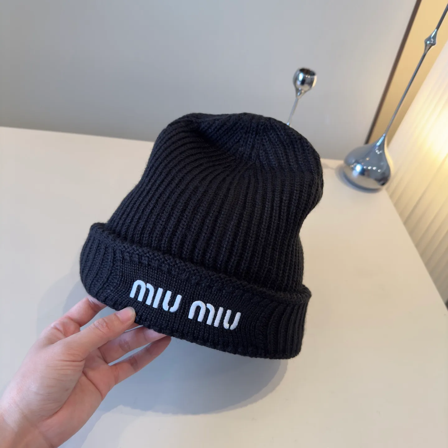 💰60¥ miumiu new knitted beanie