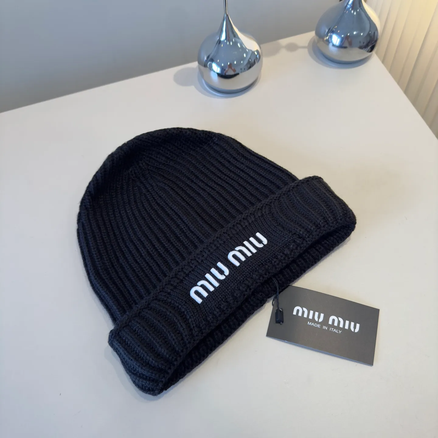 💰60¥ miumiu new knitted beanie
