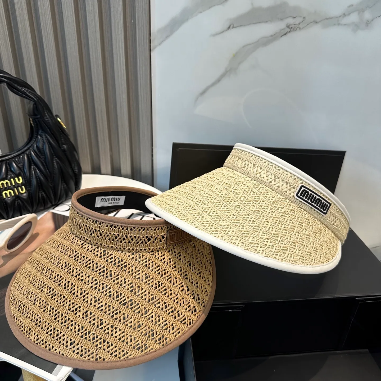 P70💛 Comes with dust bag miumiu 2025 new sun visor hollow top headband hat, 🔆 versatile sun visor ~ a great tool for casual outings, great sun protection! Love it so much 💕