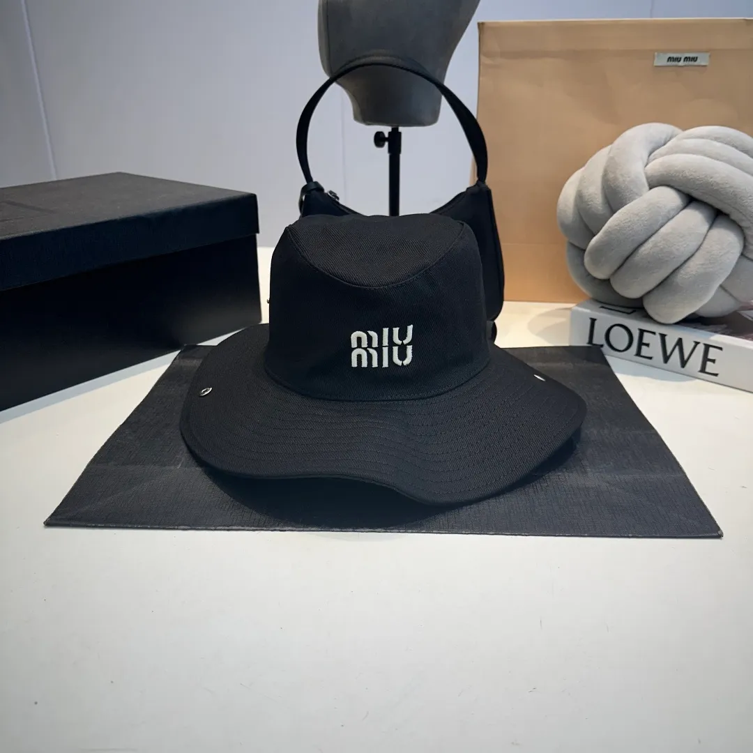 P70 miumiu counter canvas bucket hat, one-to-one mold customization, head circumference 57cm, unisex