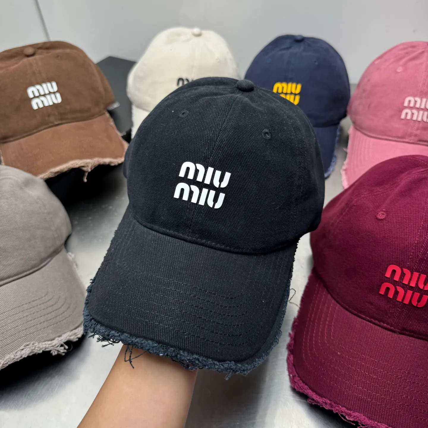 Early autumn thickened brushed miumiu fur-edged baseball cap