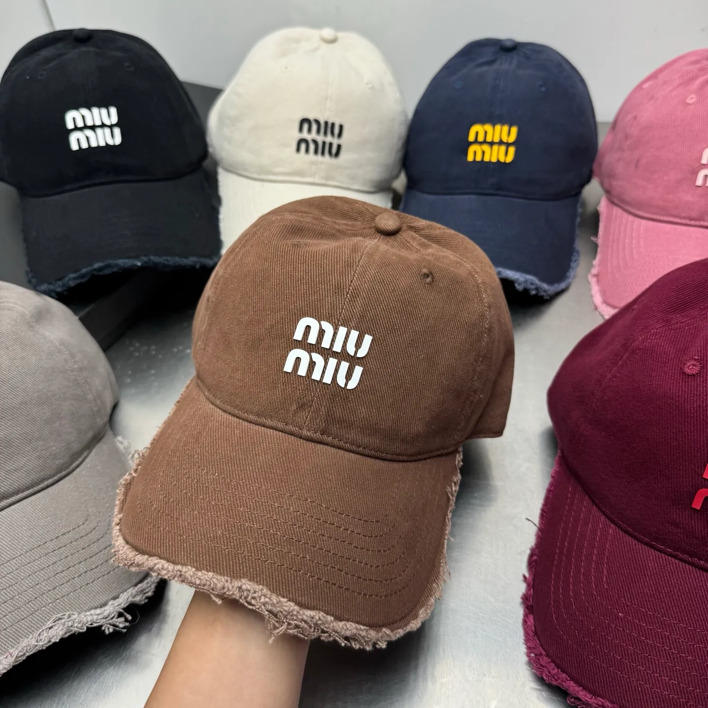 Early autumn thickened brushed miumiu fur-edged baseball cap