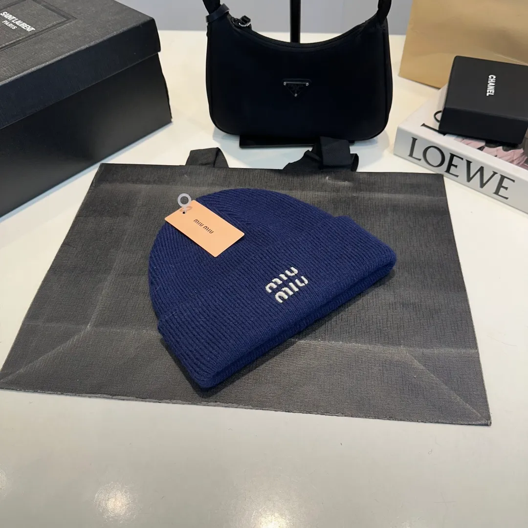 P60 miumiu new autumn and winter woolen hat