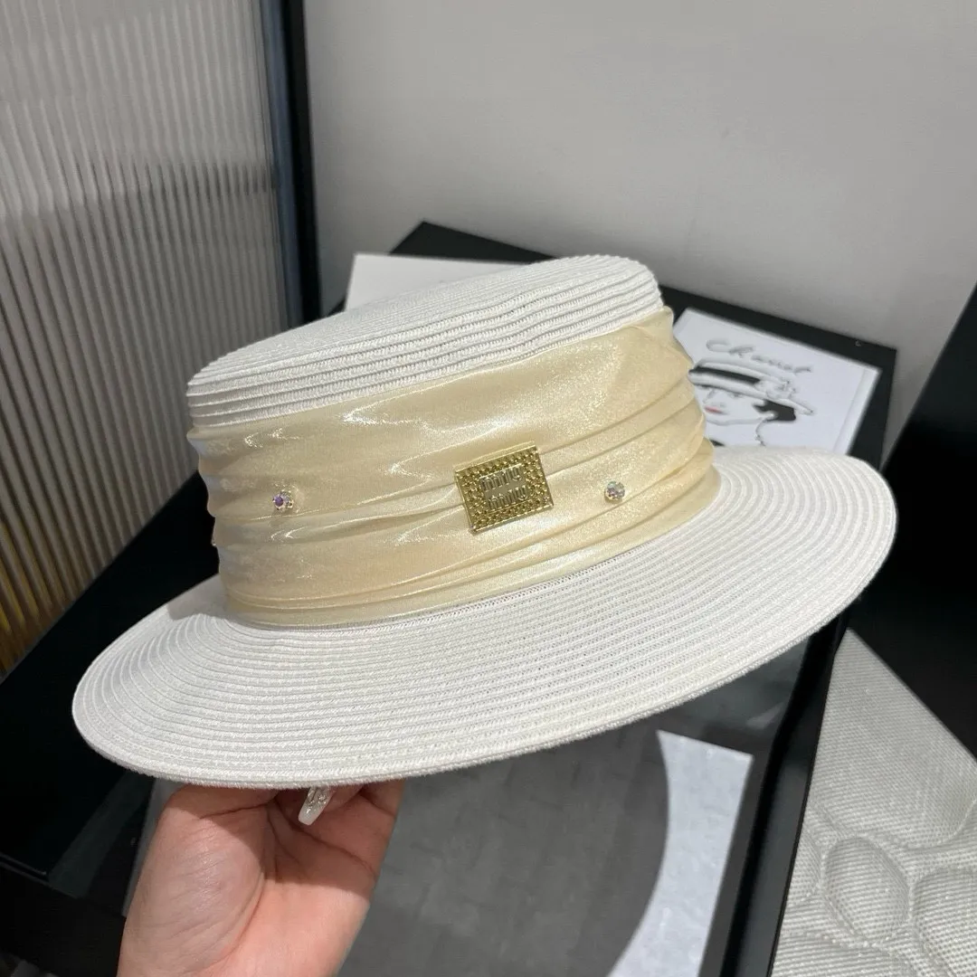 💰170¥ miumiu new flat top hat, high-grade PP straw fabric, head circumference 57cm
