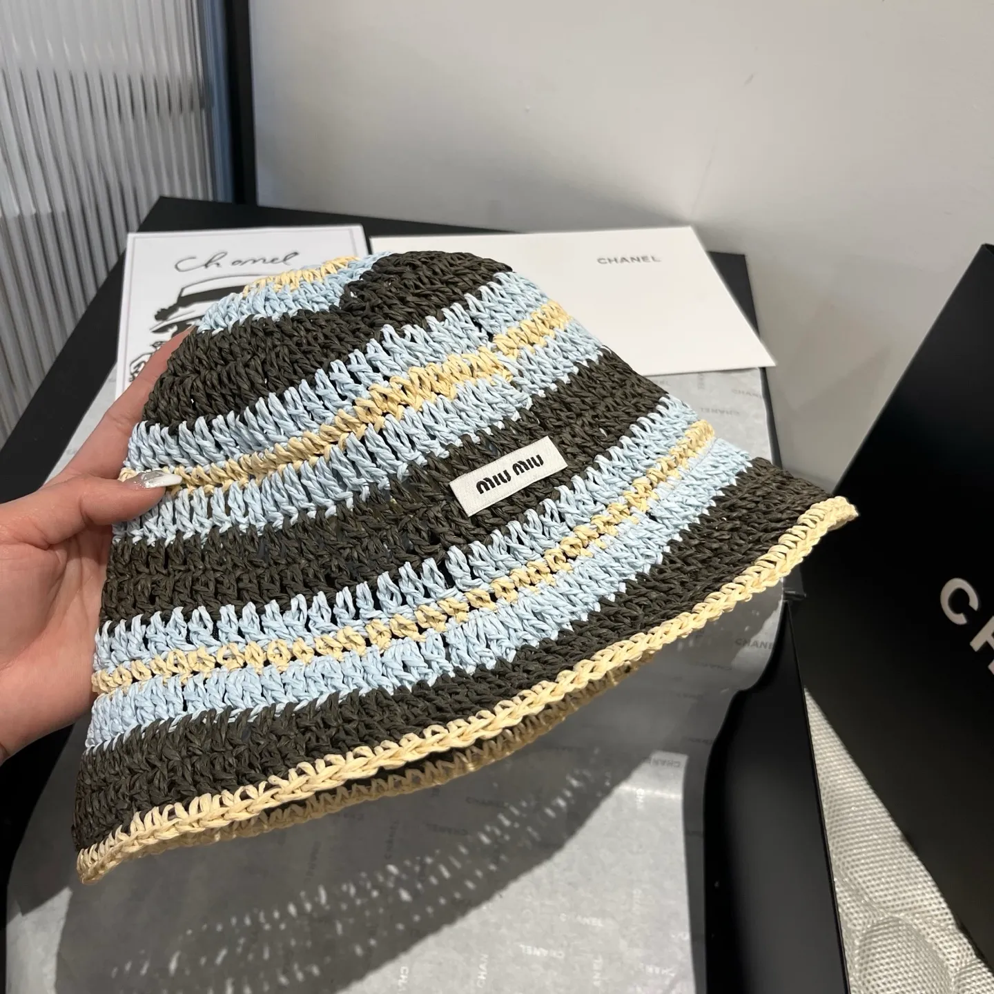 💰110¥ 🖤Miumiu papyrus crochet straw hat 🆕Color-blocking stripes Foldable sun protection and versatile 👌 Head circumference 55～58cm 👒Khaki blue