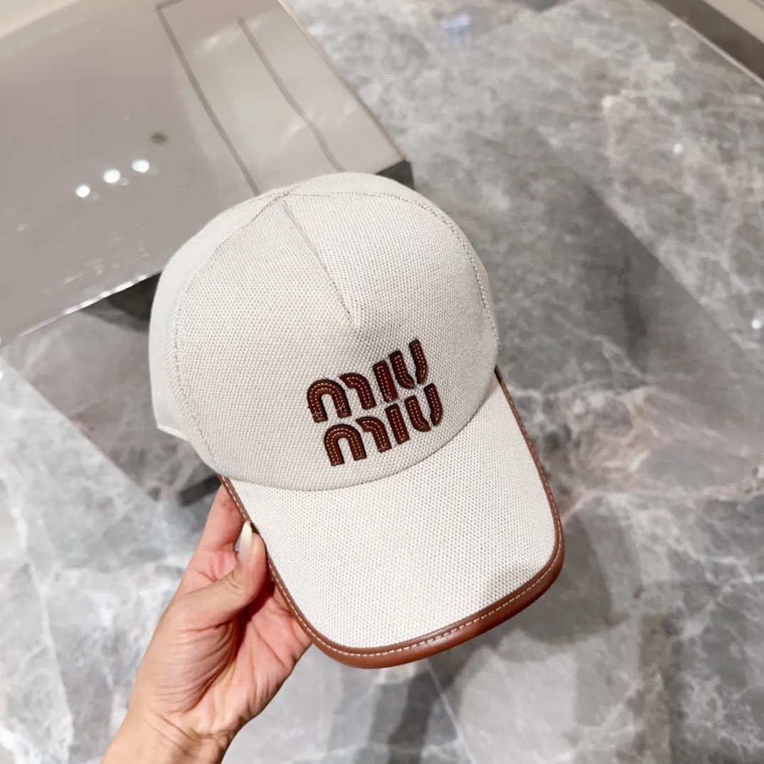 💰60 miumiu counter canvas baseball cap, one-to-one mold customization, head circumference 57cm, unisex