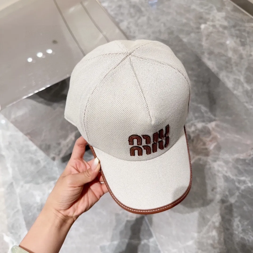 💰60 miumiu counter canvas baseball cap, one-to-one mold customization, head circumference 57cm, unisex
