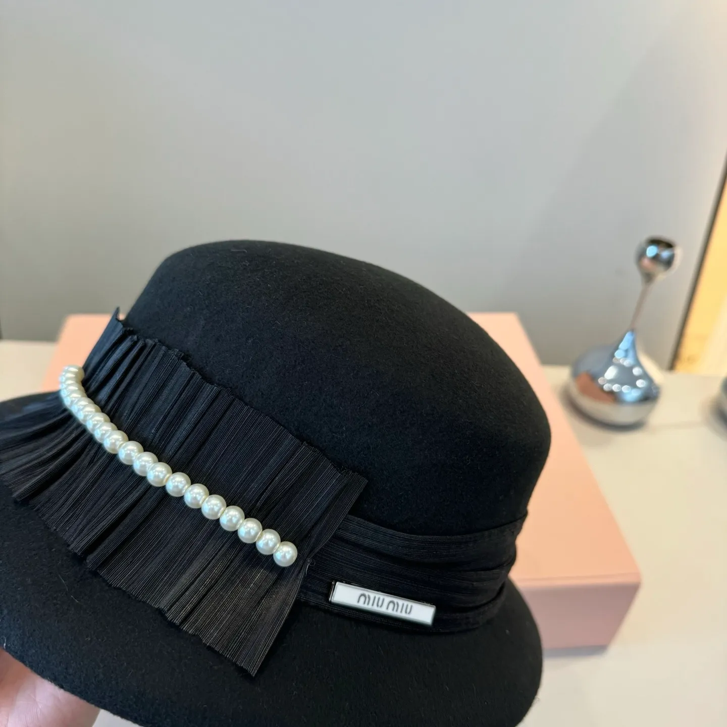 💰190¥ miumiu new autumn and winter wool basin hat, 100% wool fabric%, head circumference 57cm