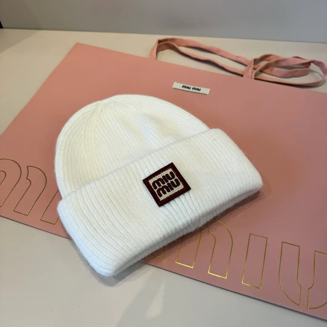 P50 miumiu original spring and summer new style woolen hat, customized, the original workmanship is meticulous and the quality is great!