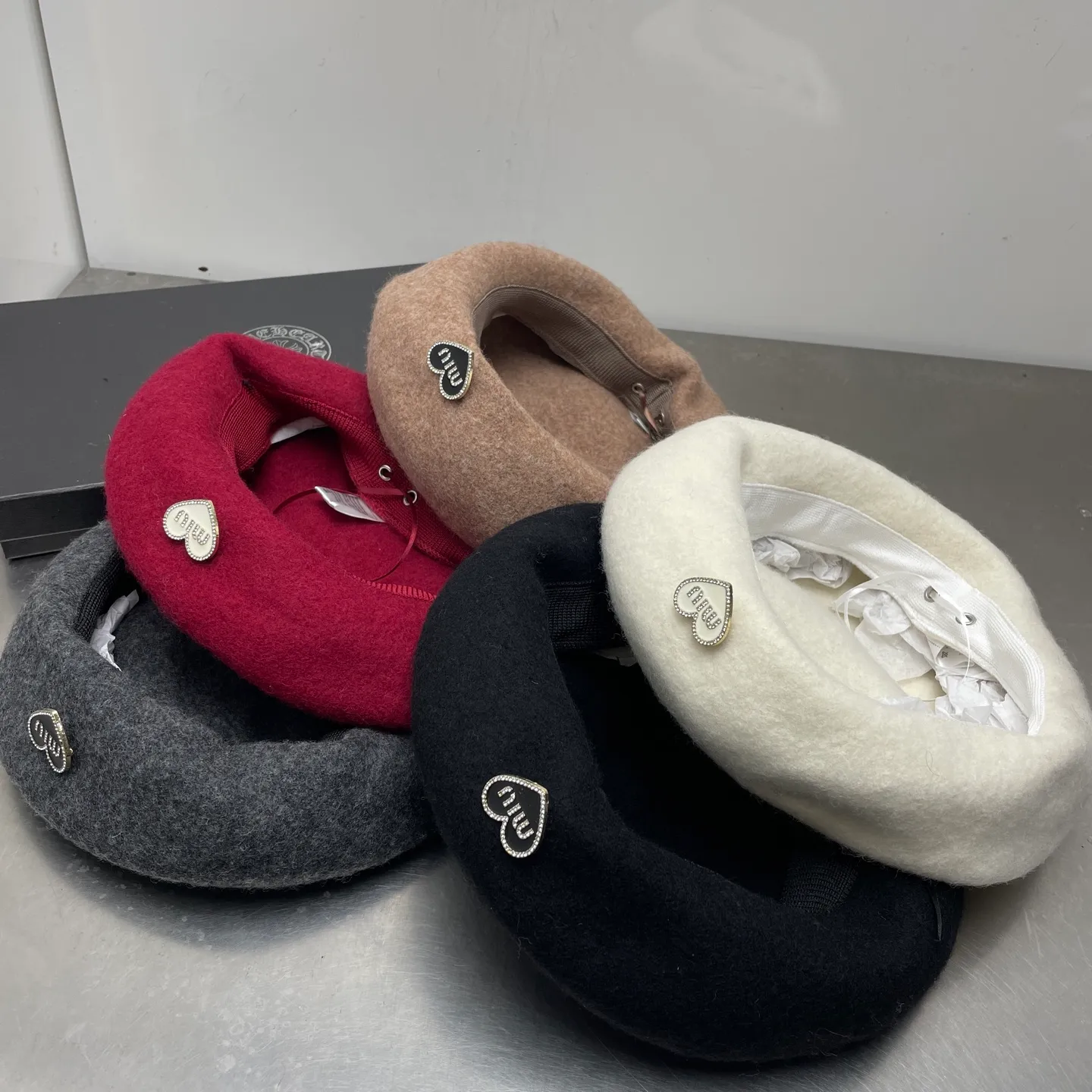Early autumn Miumiu wool beret