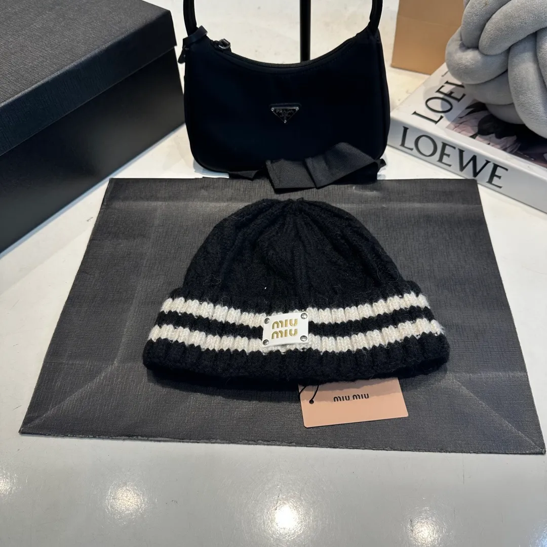 P60 miumiu new autumn and winter woolen hat