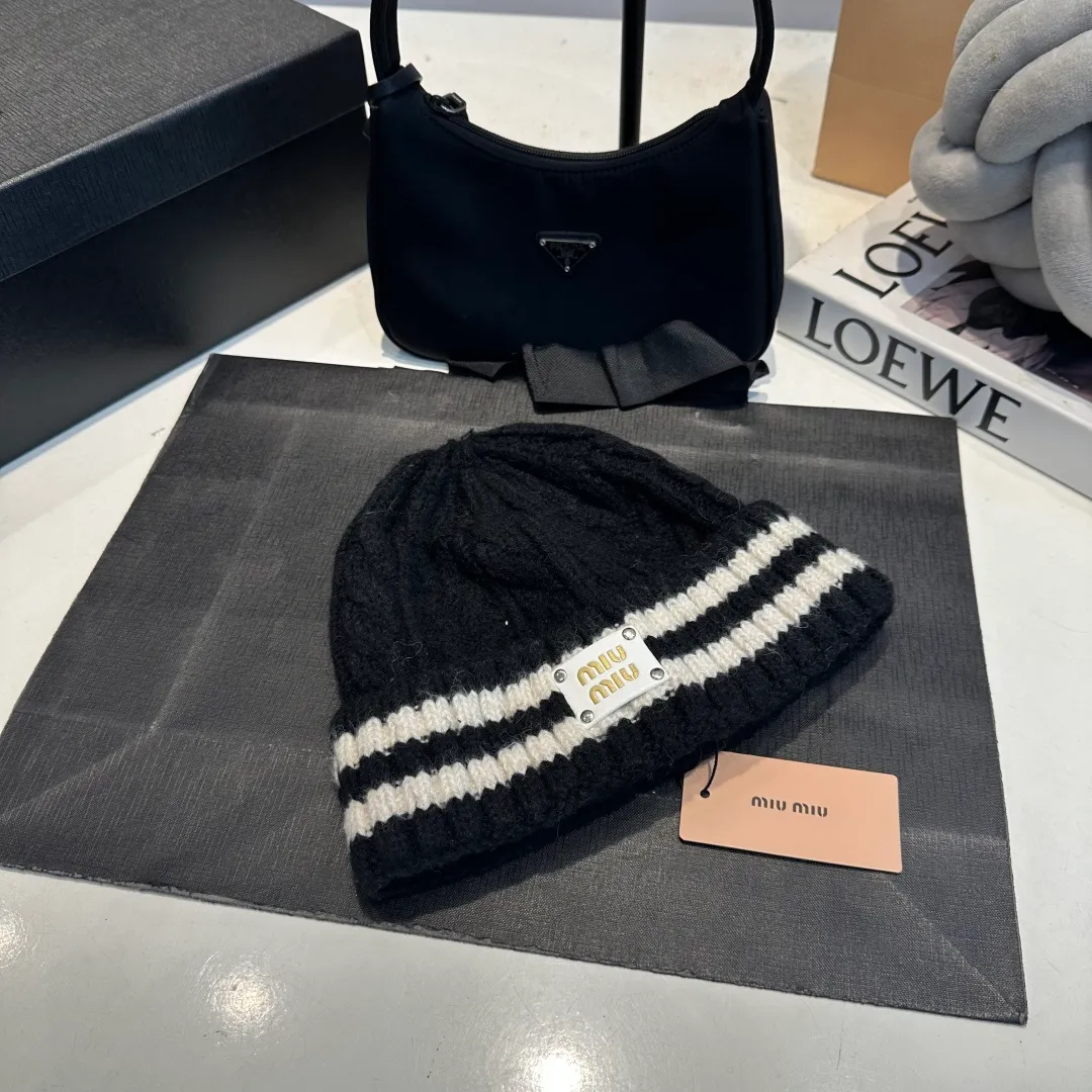P60 miumiu new autumn and winter woolen hat