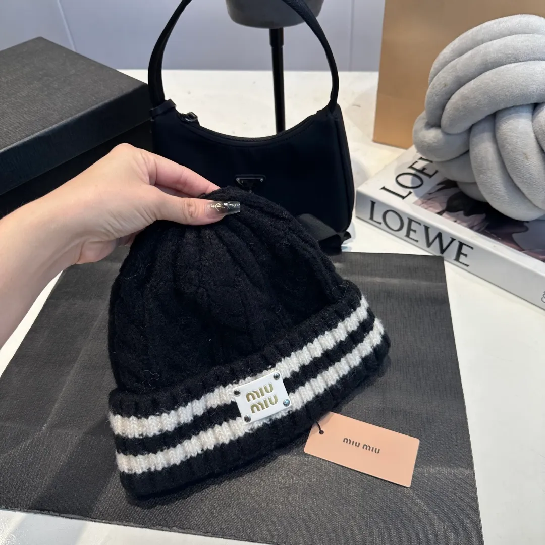 P60 miumiu new autumn and winter woolen hat