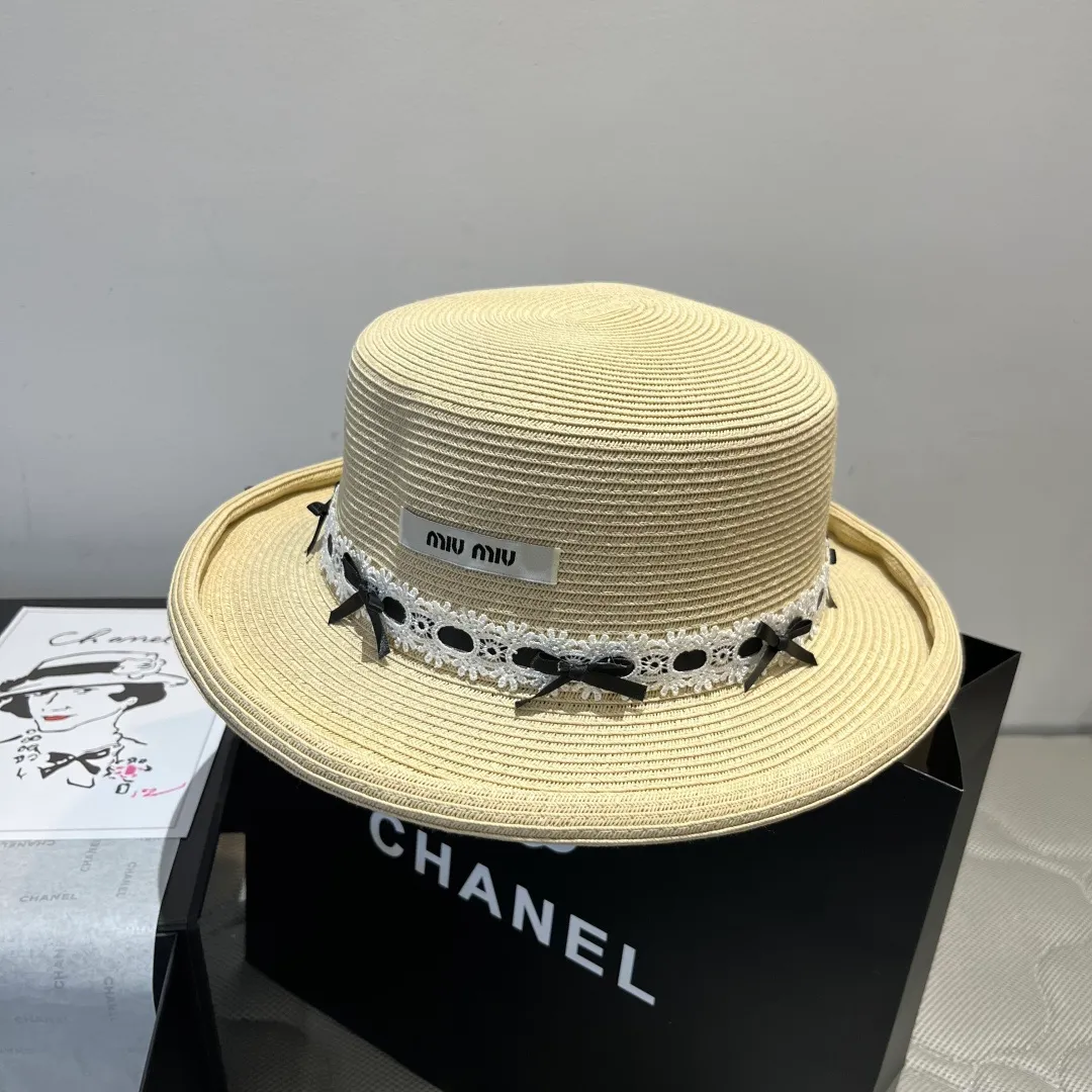 💰170¥ miumiu new flat-top straw hat, rolled-edge top hat, head circumference 57cm