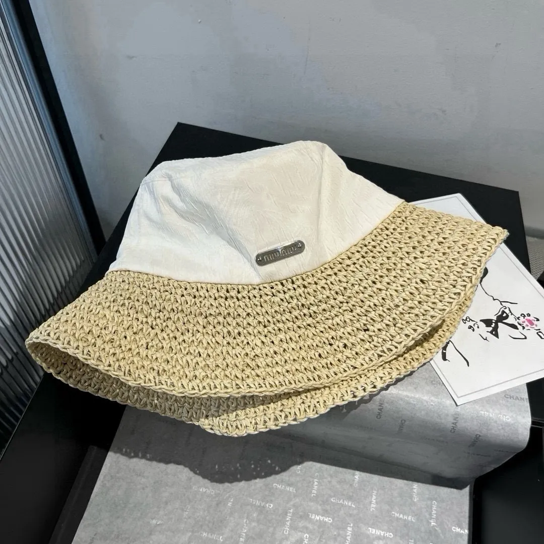 💰120¥ miumiu new fisherman hat, woven and spliced ​​gold fabric, head circumference 57cm