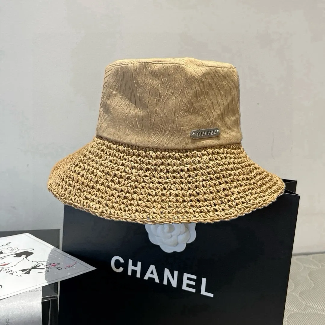 💰130¥ miumiu new fisherman hat, woven and spliced ​​gold fabric, head circumference 57cm