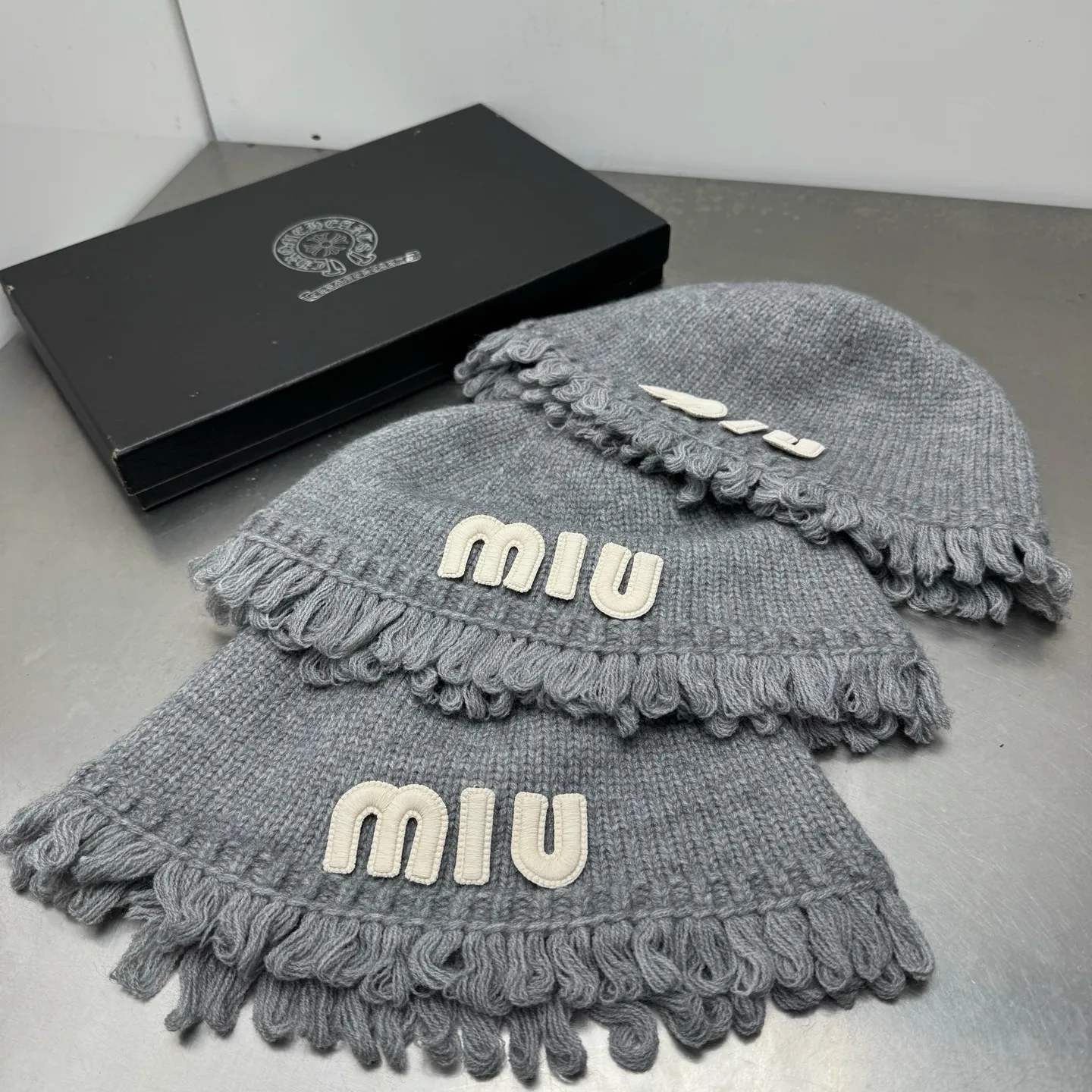 miumiu’s popular single style knitted fisherman hat